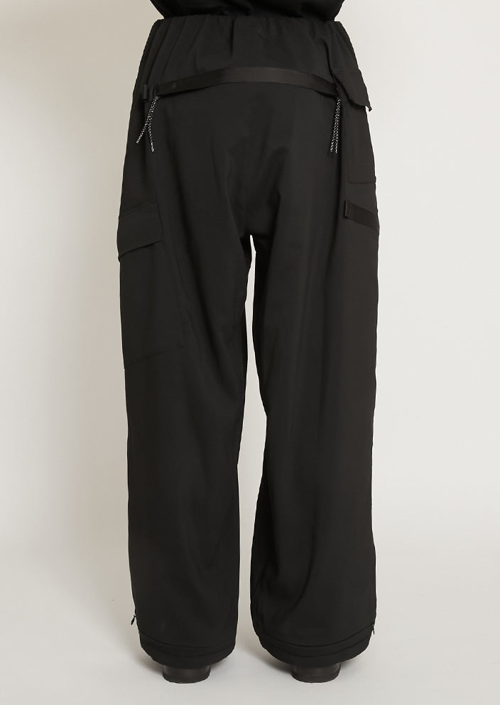 WOVEN TWO TUCK NINJA WIDE PANTS